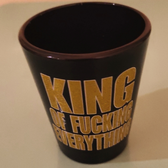 Shot glass - Picture 1 of 2